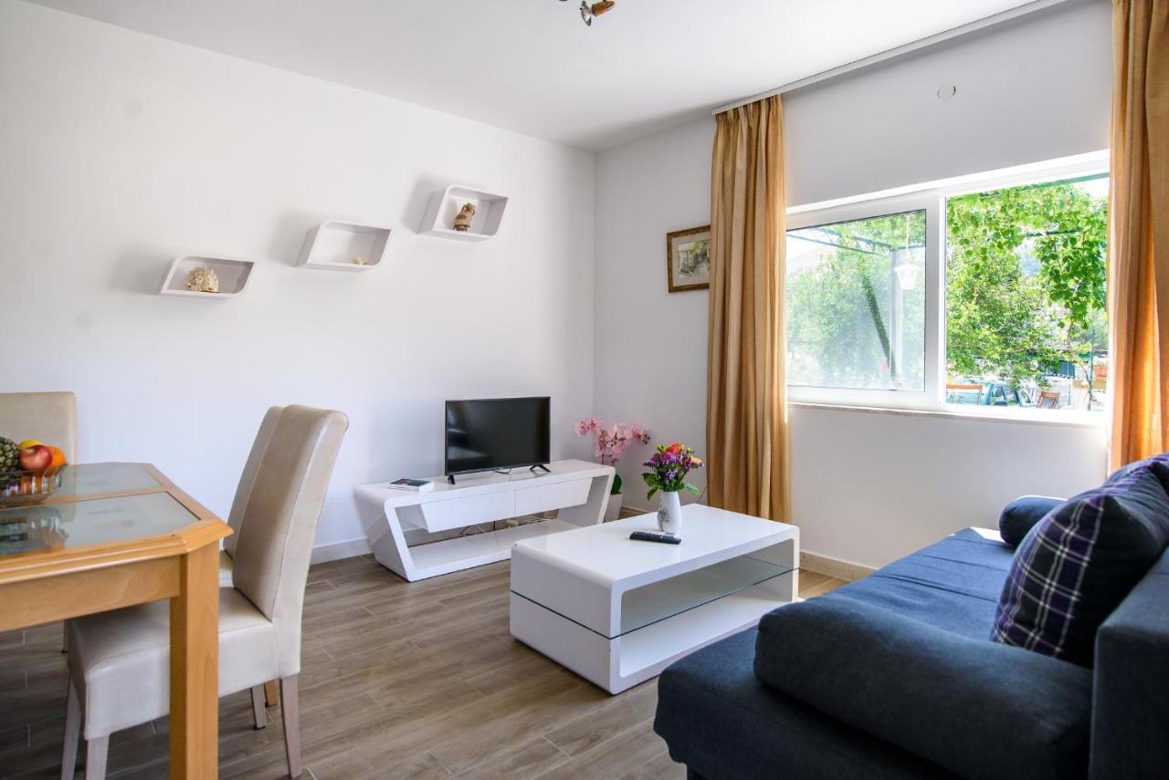 Stermasi Apartments Saplunara Extérieur photo
